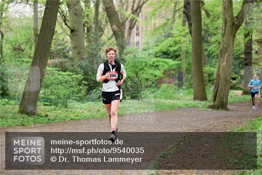 19.04.2026 - Hammer Lauf Dr. Thomas Lammeyer http://msf.ph/oto/9540035 19.04.2026 10:41:40 Laufen 290 meine-sportfotos.de