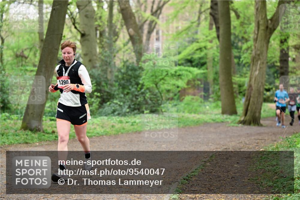 19.04.2026 - Hammer Lauf Dr. Thomas Lammeyer http://msf.ph/oto/9540047 19.04.2026 10:41:41 Laufen 1290 meine-sportfotos.de