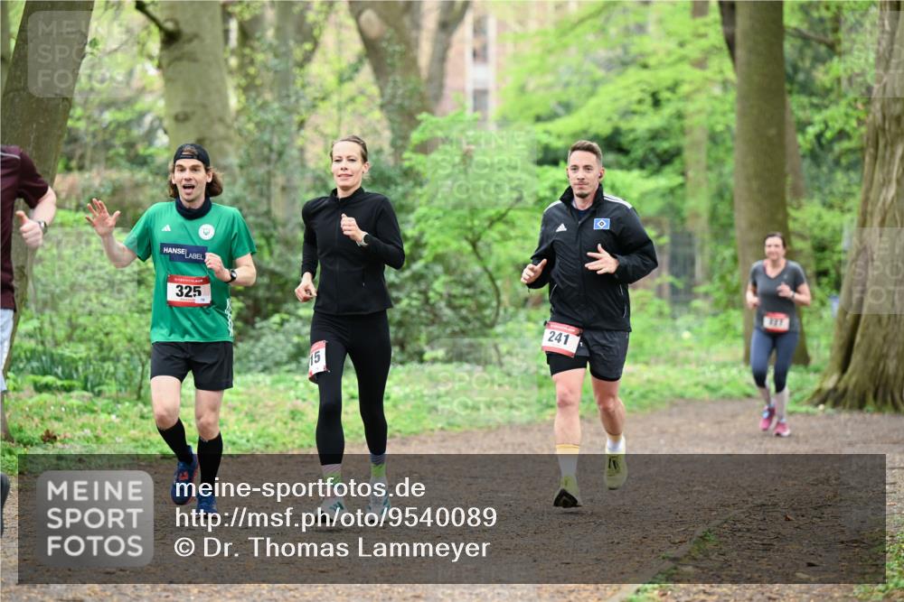 19.04.2026 - Hammer Lauf Dr. Thomas Lammeyer http://msf.ph/oto/9540089 19.04.2026 10:41:50 Laufen 325, 241, 327 meine-sportfotos.de