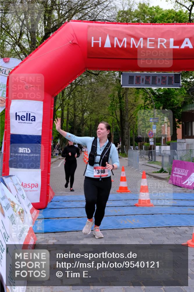 19.04.2026 - Hammer Lauf Tim E. http://msf.ph/oto/9540121 19.04.2026 11:41:35 Ziel 398, 1208 meine-sportfotos.de