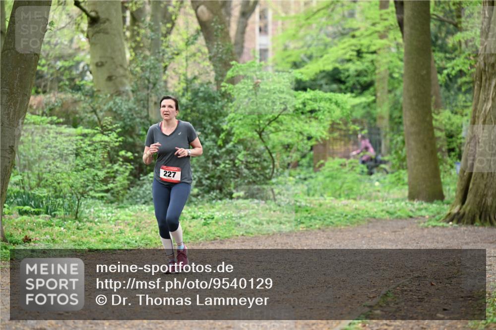 19.04.2026 - Hammer Lauf Dr. Thomas Lammeyer http://msf.ph/oto/9540129 19.04.2026 10:41:54 Laufen 227 meine-sportfotos.de