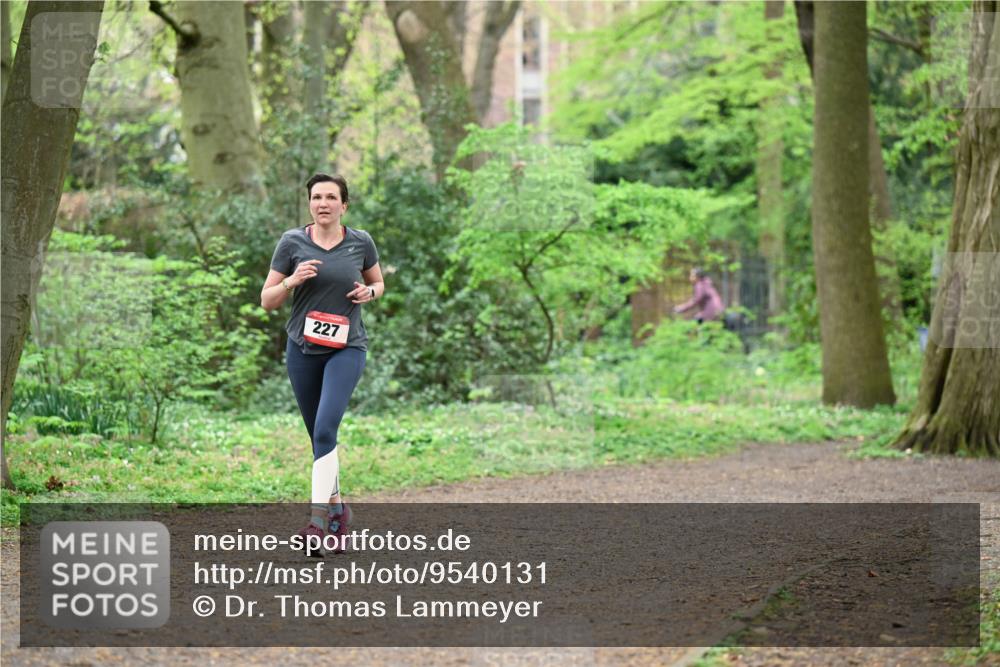 19.04.2026 - Hammer Lauf Dr. Thomas Lammeyer http://msf.ph/oto/9540131 19.04.2026 10:41:54 Laufen 227 meine-sportfotos.de