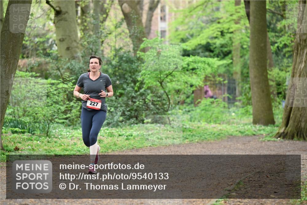 19.04.2026 - Hammer Lauf Dr. Thomas Lammeyer http://msf.ph/oto/9540133 19.04.2026 10:41:54 Laufen 227 meine-sportfotos.de