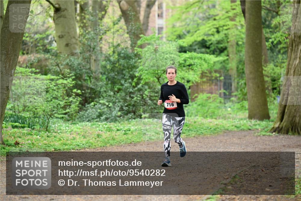 19.04.2026 - Hammer Lauf Dr. Thomas Lammeyer http://msf.ph/oto/9540282 19.04.2026 10:42:37 Laufen 716 meine-sportfotos.de
