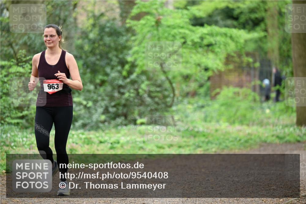 19.04.2026 - Hammer Lauf Dr. Thomas Lammeyer http://msf.ph/oto/9540408 19.04.2026 10:42:56 Laufen 963 meine-sportfotos.de