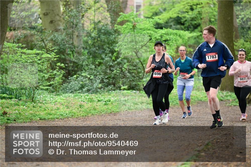 19.04.2026 - Hammer Lauf Dr. Thomas Lammeyer http://msf.ph/oto/9540469 19.04.2026 10:43:24 Laufen 1696, 132, 1783, 667 meine-sportfotos.de