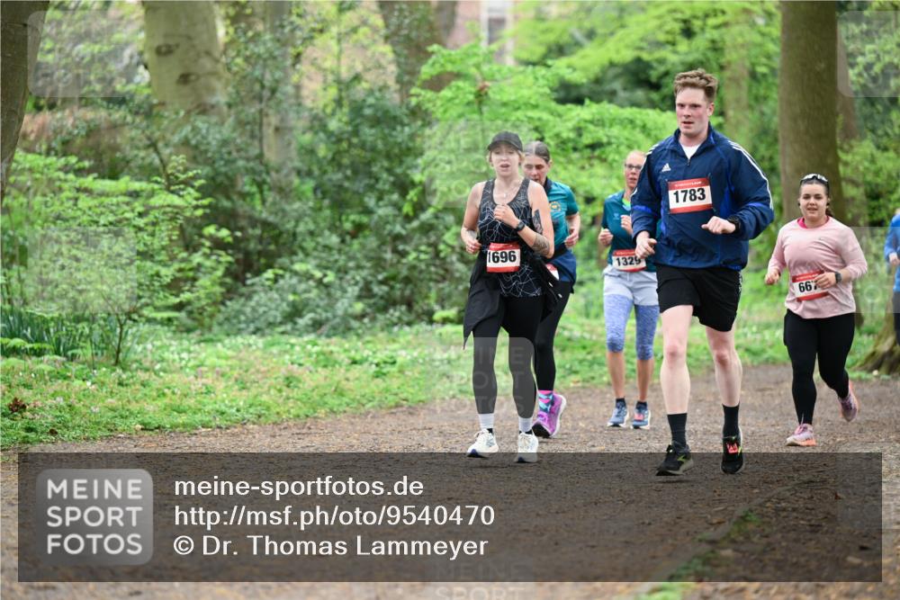 19.04.2026 - Hammer Lauf Dr. Thomas Lammeyer http://msf.ph/oto/9540470 19.04.2026 10:43:25 Laufen 1696, 1329, 1783, 667 meine-sportfotos.de