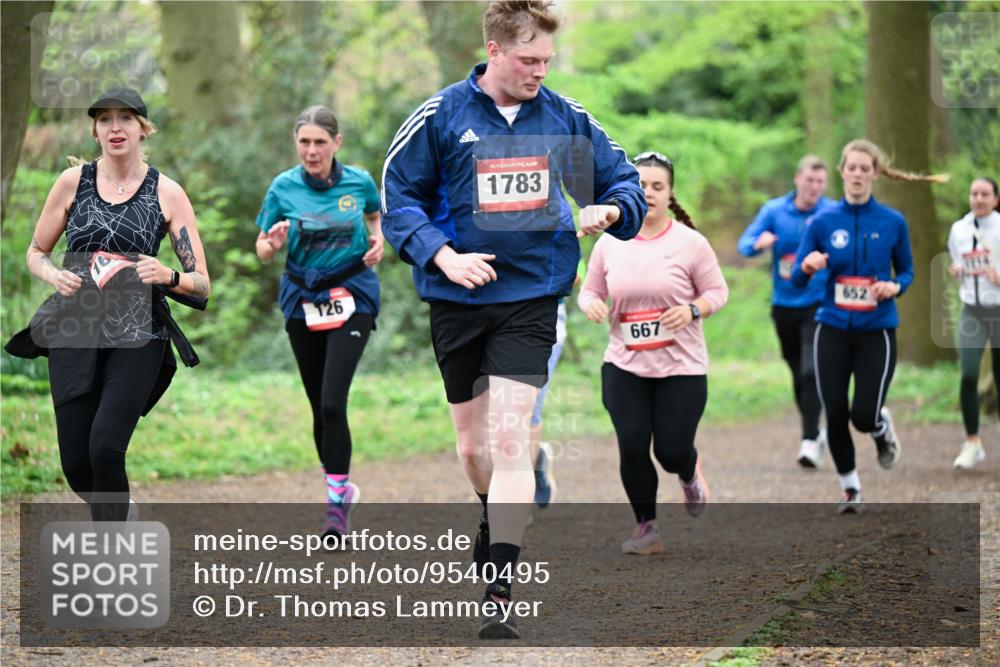 19.04.2026 - Hammer Lauf Dr. Thomas Lammeyer http://msf.ph/oto/9540495 19.04.2026 10:43:27 Laufen 126, 1783, 667, 652, 1214 meine-sportfotos.de