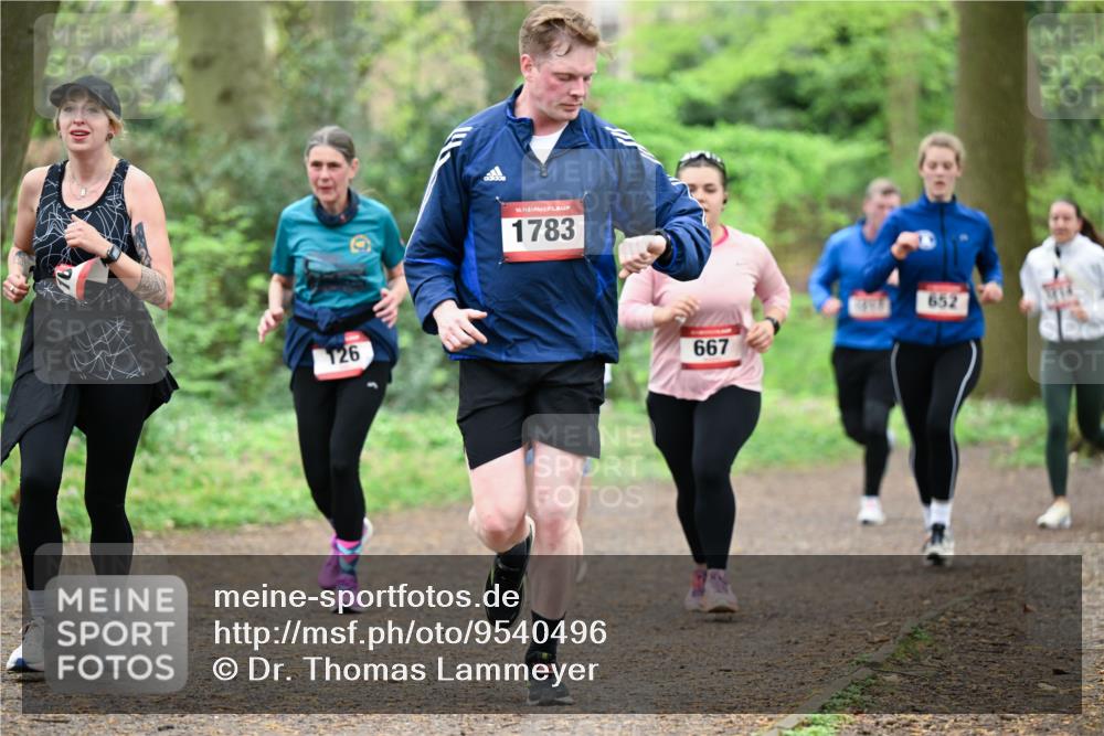 19.04.2026 - Hammer Lauf Dr. Thomas Lammeyer http://msf.ph/oto/9540496 19.04.2026 10:43:27 Laufen 126, 1783, 667, 652 meine-sportfotos.de