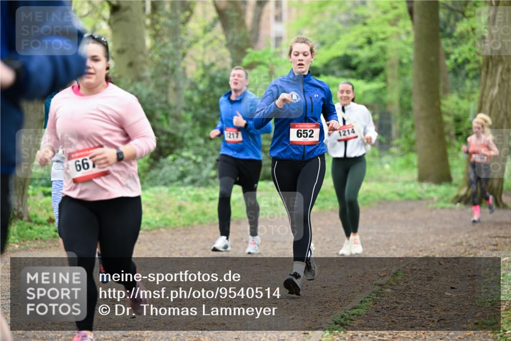 19.04.2026 - Hammer Lauf Dr. Thomas Lammeyer http://msf.ph/oto/9540514 19.04.2026 10:43:29 Laufen 667, 1217, 652, 1214 meine-sportfotos.de