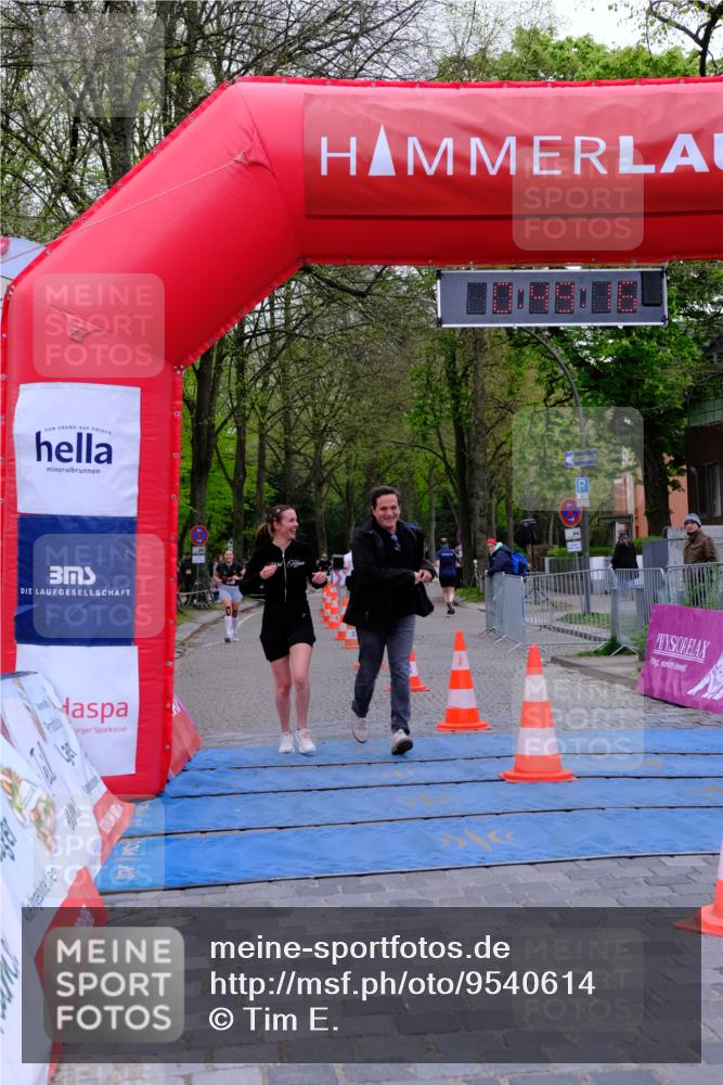 19.04.2026 - Hammer Lauf Tim E. http://msf.ph/oto/9540614 19.04.2026 11:49:25 Ziel 499 meine-sportfotos.de
