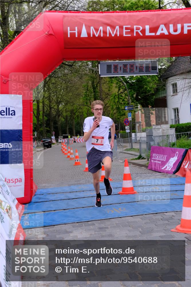 19.04.2026 - Hammer Lauf Tim E. http://msf.ph/oto/9540688 19.04.2026 11:49:50 Ziel 7 meine-sportfotos.de