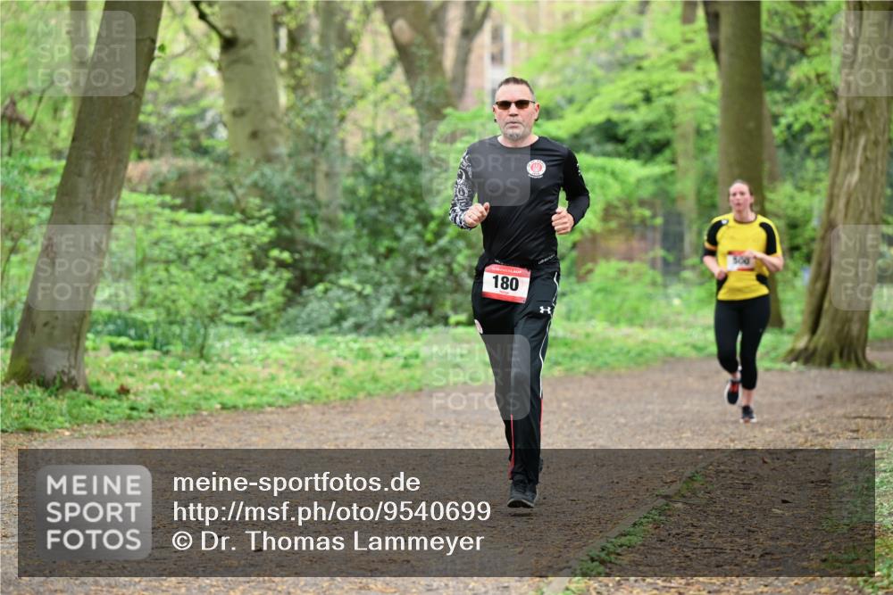 19.04.2026 - Hammer Lauf Dr. Thomas Lammeyer http://msf.ph/oto/9540699 19.04.2026 10:44:02 Laufen 180, 500 meine-sportfotos.de