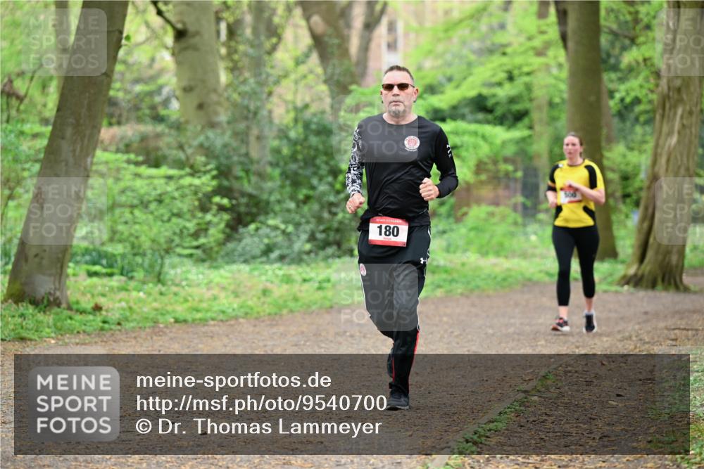 19.04.2026 - Hammer Lauf Dr. Thomas Lammeyer http://msf.ph/oto/9540700 19.04.2026 10:44:02 Laufen 180 meine-sportfotos.de