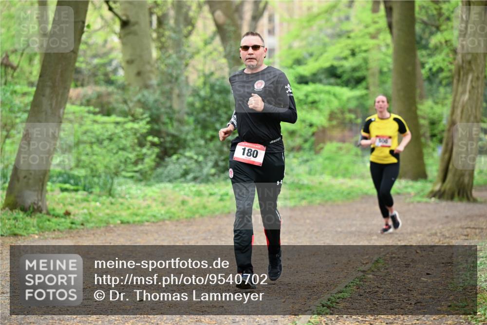 19.04.2026 - Hammer Lauf Dr. Thomas Lammeyer http://msf.ph/oto/9540702 19.04.2026 10:44:02 Laufen 180, 500 meine-sportfotos.de