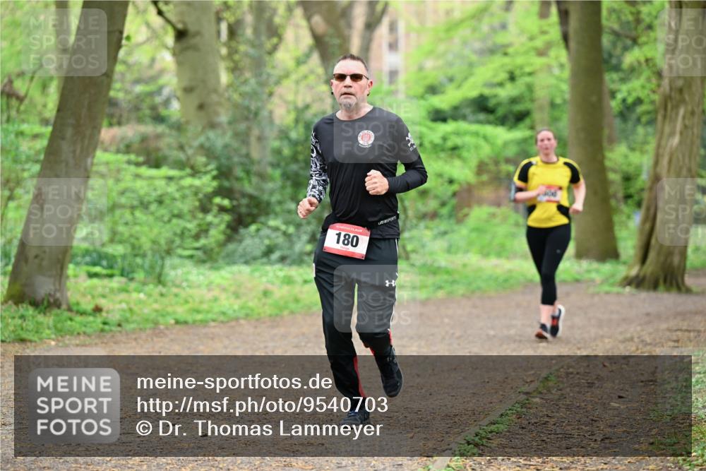 19.04.2026 - Hammer Lauf Dr. Thomas Lammeyer http://msf.ph/oto/9540703 19.04.2026 10:44:02 Laufen 180 meine-sportfotos.de