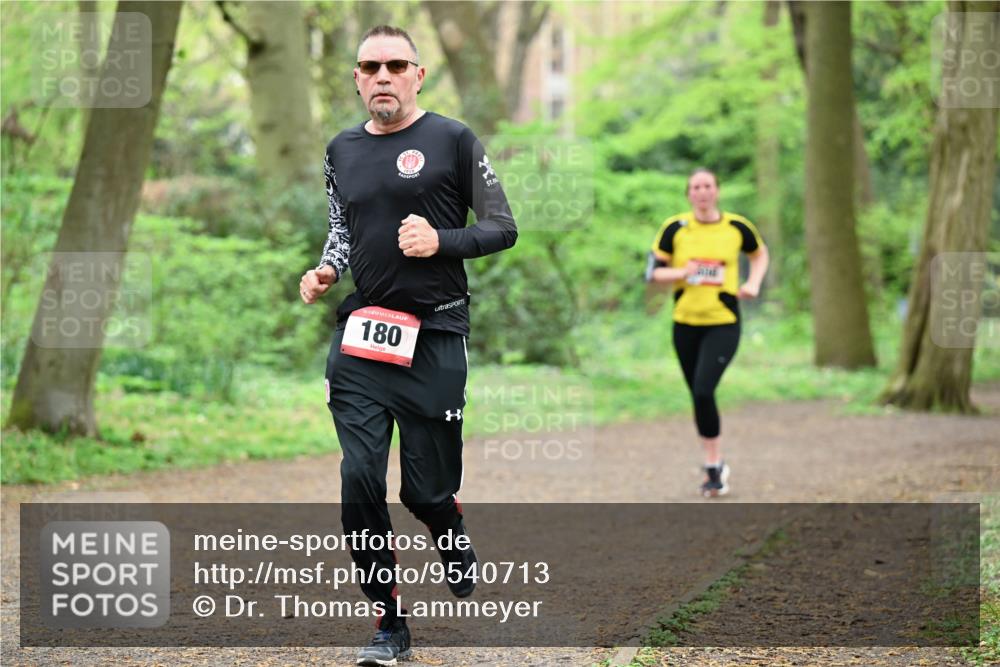 19.04.2026 - Hammer Lauf Dr. Thomas Lammeyer http://msf.ph/oto/9540713 19.04.2026 10:44:03 Laufen 180 meine-sportfotos.de
