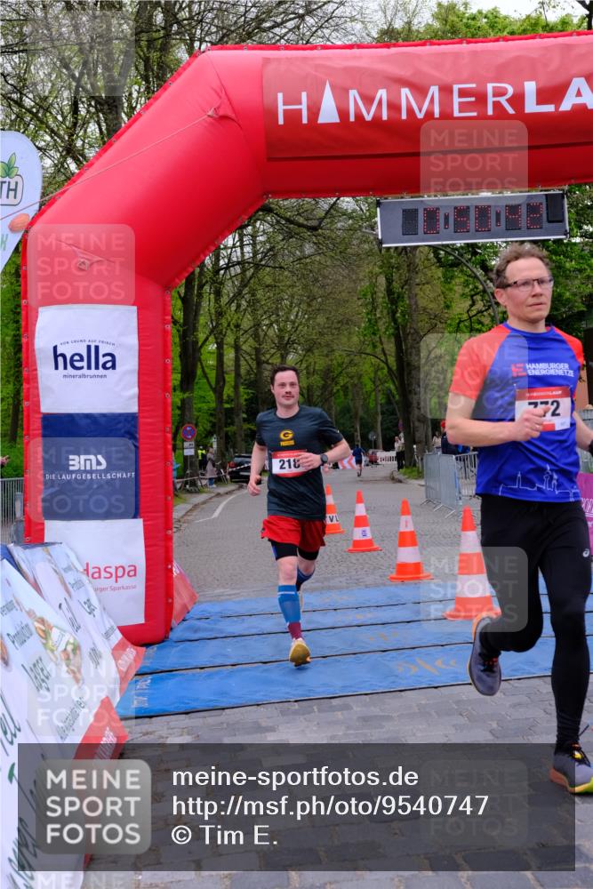 19.04.2026 - Hammer Lauf Tim E. http://msf.ph/oto/9540747 19.04.2026 11:50:50 Ziel 218, 562, 772 meine-sportfotos.de