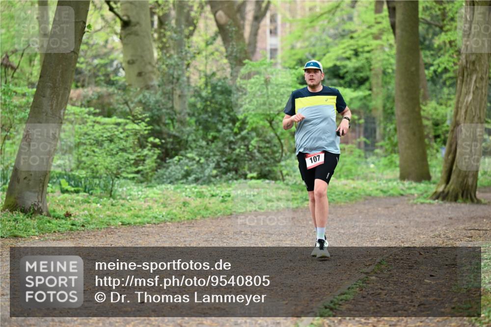 19.04.2026 - Hammer Lauf Dr. Thomas Lammeyer http://msf.ph/oto/9540805 19.04.2026 10:44:26 Laufen 107 meine-sportfotos.de