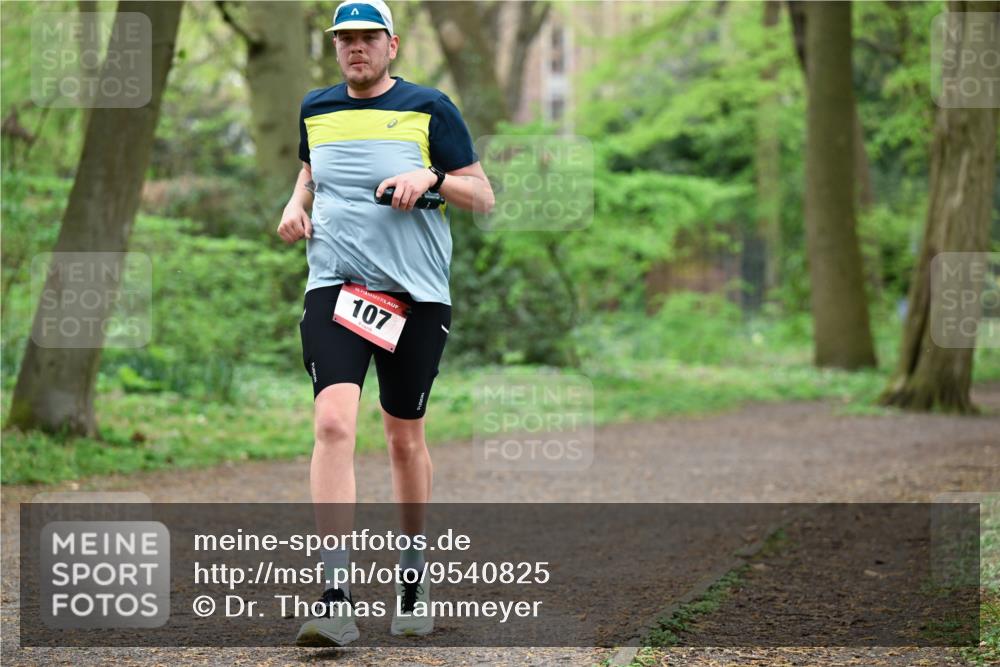 19.04.2026 - Hammer Lauf Dr. Thomas Lammeyer http://msf.ph/oto/9540825 19.04.2026 10:44:28 Laufen 107 meine-sportfotos.de
