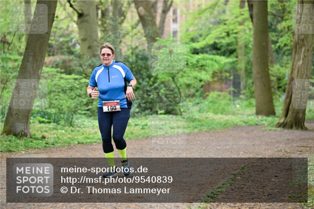 19.04.2026 - Hammer Lauf Dr. Thomas Lammeyer http://msf.ph/oto/9540839 19.04.2026 10:44:37 Laufen 190 meine-sportfotos.de