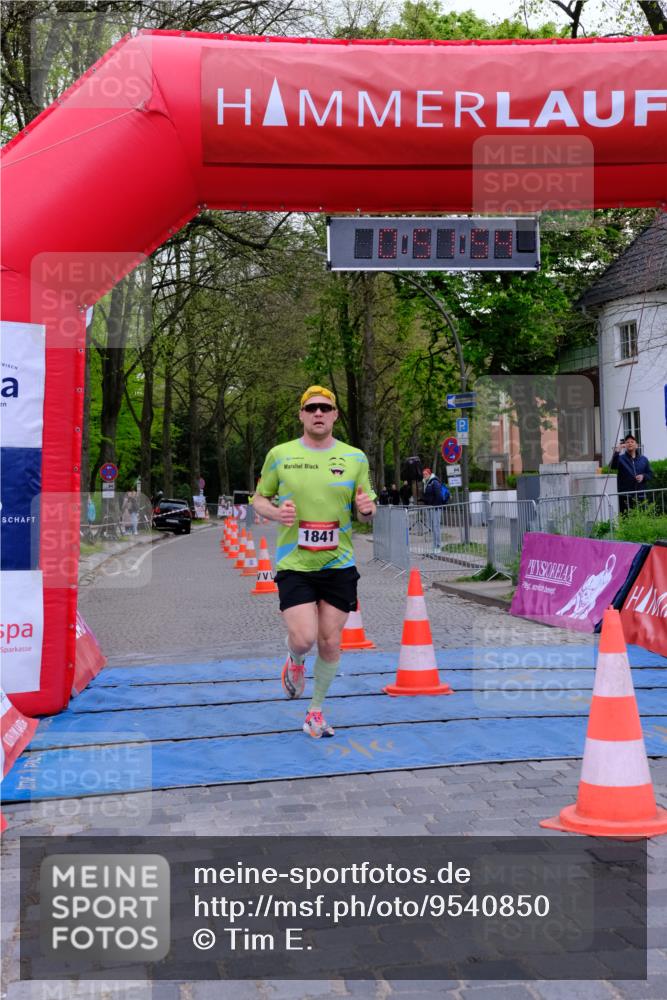 19.04.2026 - Hammer Lauf Tim E. http://msf.ph/oto/9540850 19.04.2026 11:52:02 Ziel 511, 952, 1841 meine-sportfotos.de