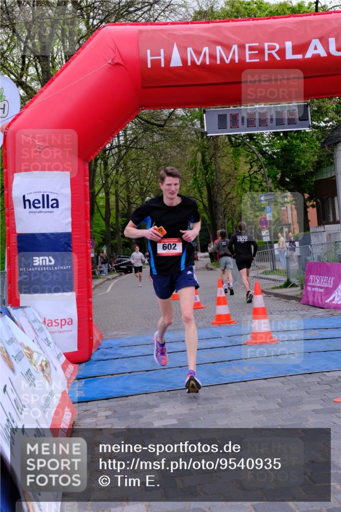 19.04.2026 - Hammer Lauf Tim E. http://msf.ph/oto/9540935 19.04.2026 11:53:22 Ziel 239, 354, 602, 920, 928 meine-sportfotos.de