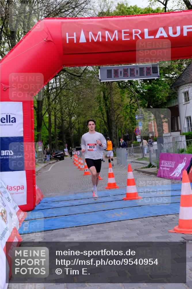 19.04.2026 - Hammer Lauf Tim E. http://msf.ph/oto/9540954 19.04.2026 11:53:27 Ziel 354, 602, 823 meine-sportfotos.de