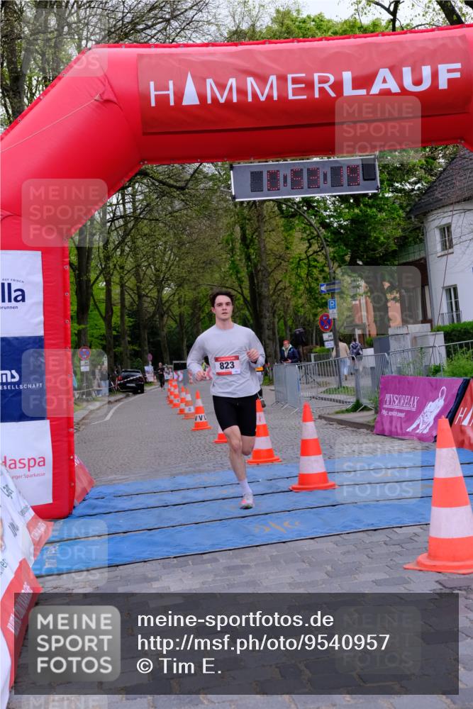 19.04.2026 - Hammer Lauf Tim E. http://msf.ph/oto/9540957 19.04.2026 11:53:27 Ziel 354, 602, 823 meine-sportfotos.de