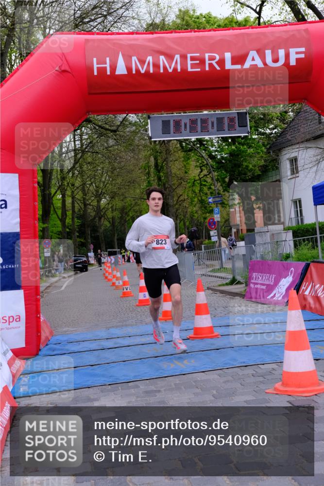 19.04.2026 - Hammer Lauf Tim E. http://msf.ph/oto/9540960 19.04.2026 11:53:27 Ziel 354, 602, 823 meine-sportfotos.de