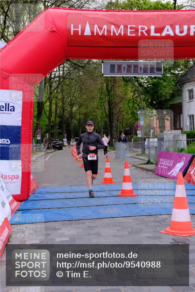 19.04.2026 - Hammer Lauf Tim E. http://msf.ph/oto/9540988 19.04.2026 11:53:55 Ziel 307, 601, 649 meine-sportfotos.de