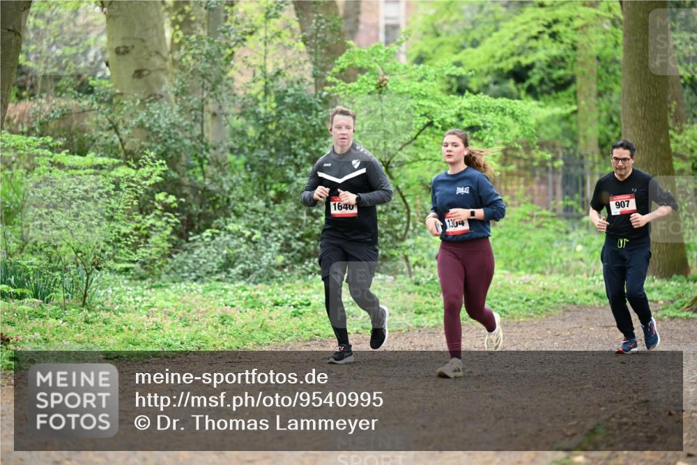 19.04.2026 - Hammer Lauf Dr. Thomas Lammeyer http://msf.ph/oto/9540995 19.04.2026 10:45:01 Laufen 1640, 1304, 907 meine-sportfotos.de