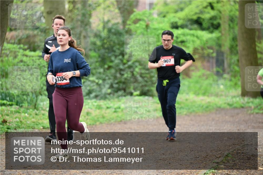 19.04.2026 - Hammer Lauf Dr. Thomas Lammeyer http://msf.ph/oto/9541011 19.04.2026 10:45:04 Laufen 907, 1304 meine-sportfotos.de