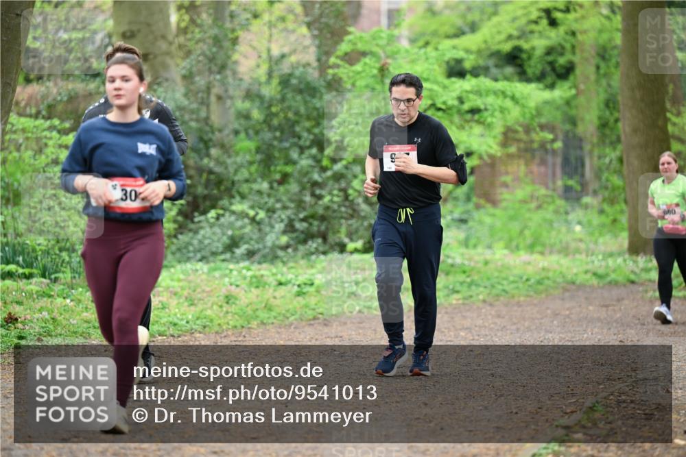 19.04.2026 - Hammer Lauf Dr. Thomas Lammeyer http://msf.ph/oto/9541013 19.04.2026 10:45:04 Laufen 660 meine-sportfotos.de