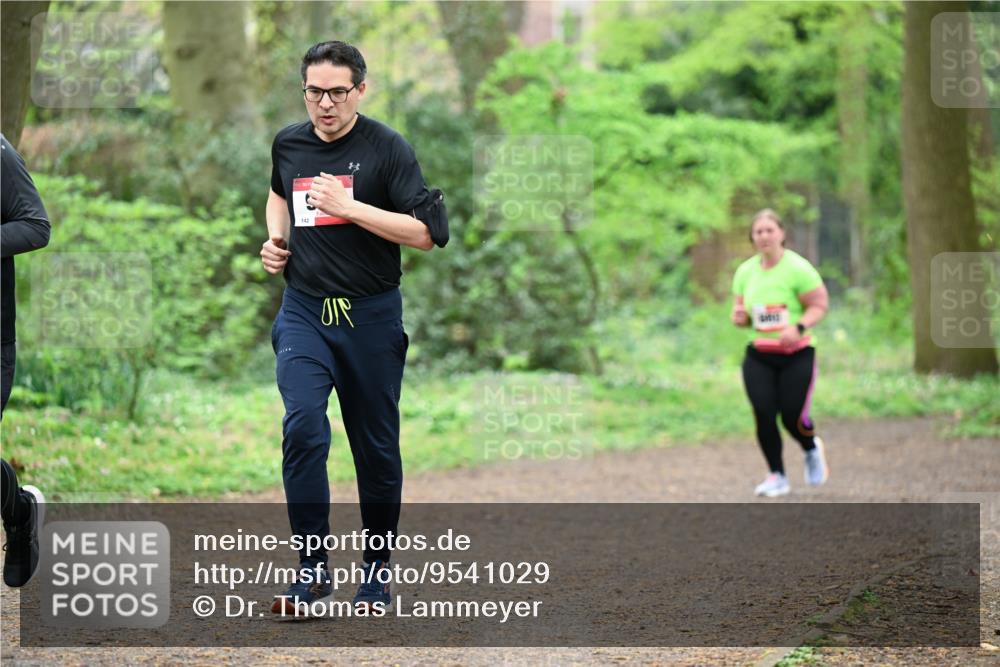 19.04.2026 - Hammer Lauf Dr. Thomas Lammeyer http://msf.ph/oto/9541029 19.04.2026 10:45:05 Laufen 142 meine-sportfotos.de