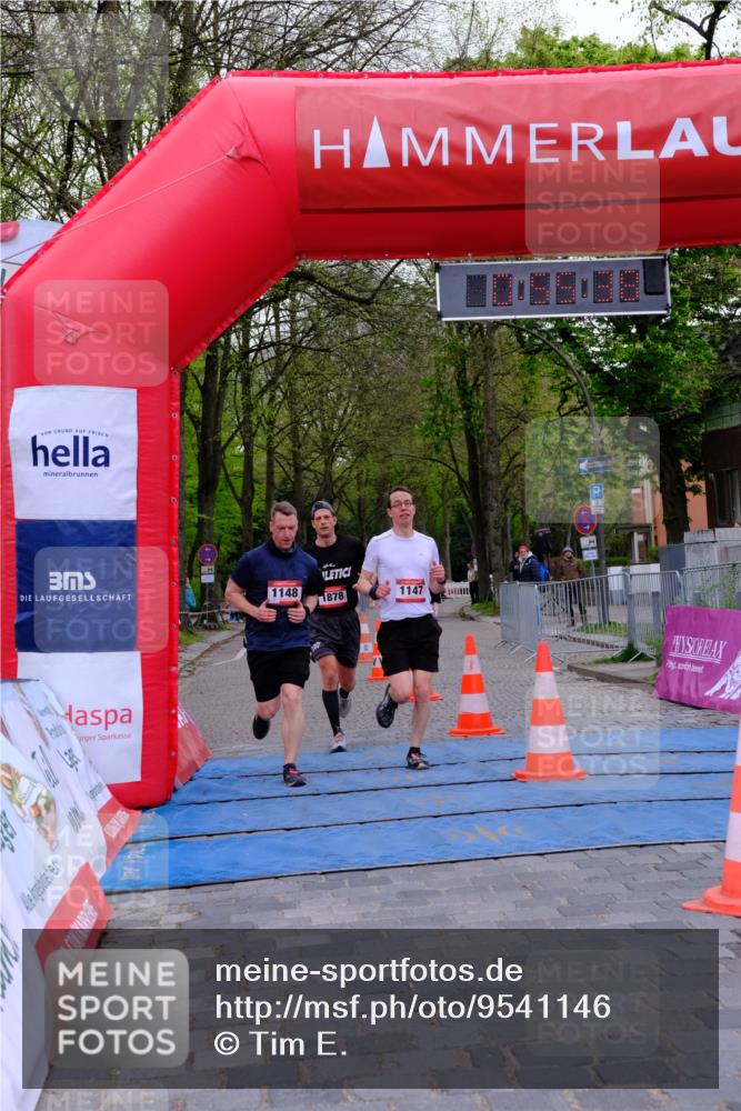 19.04.2026 - Hammer Lauf Tim E. http://msf.ph/oto/9541146 19.04.2026 11:55:46 Ziel 1147, 1148, 1878 meine-sportfotos.de