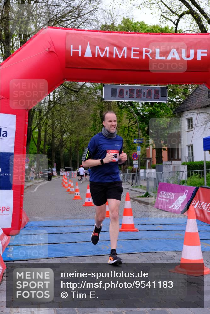 19.04.2026 - Hammer Lauf Tim E. http://msf.ph/oto/9541183 19.04.2026 11:56:13 Ziel 468 meine-sportfotos.de
