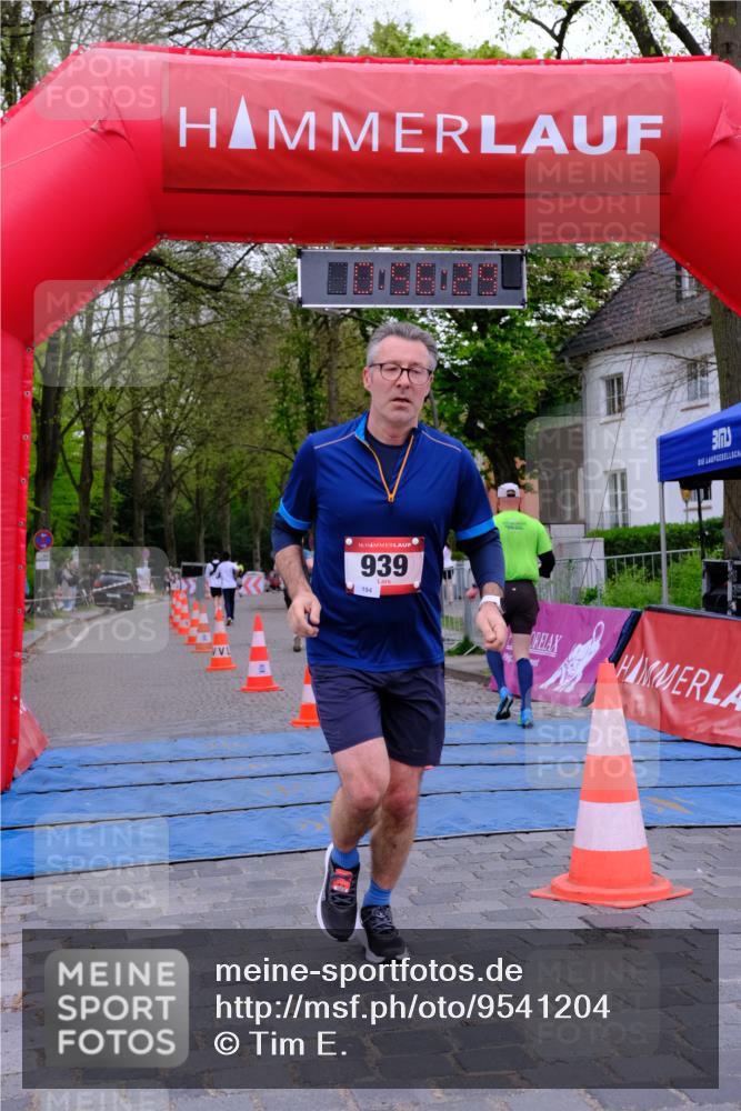 19.04.2026 - Hammer Lauf Tim E. http://msf.ph/oto/9541204 19.04.2026 11:56:37 Ziel 554, 620, 939 meine-sportfotos.de