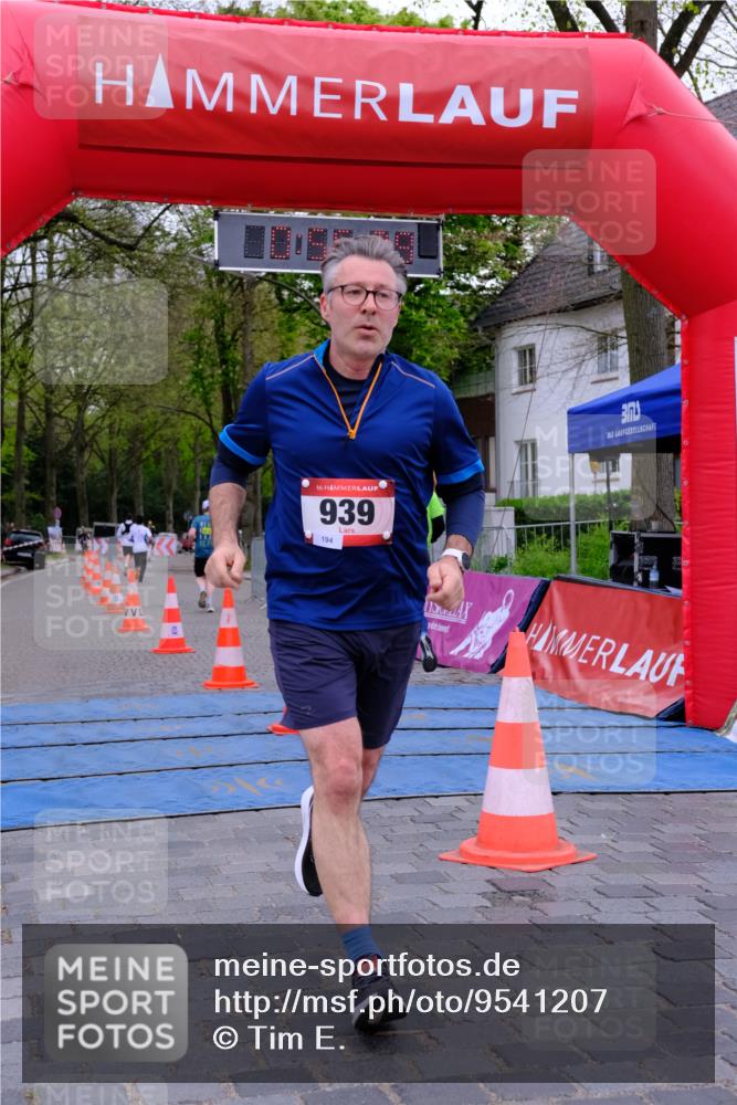 19.04.2026 - Hammer Lauf Tim E. http://msf.ph/oto/9541207 19.04.2026 11:56:37 Ziel 554, 620, 939 meine-sportfotos.de