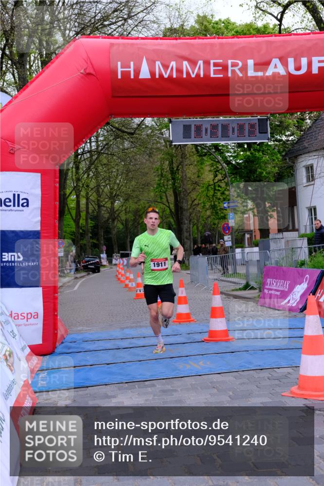 19.04.2026 - Hammer Lauf Tim E. http://msf.ph/oto/9541240 19.04.2026 11:57:17 Ziel 12, 1911 meine-sportfotos.de