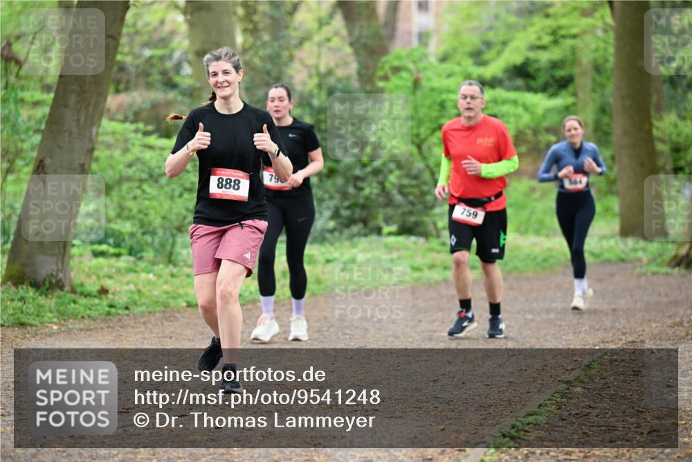 19.04.2026 - Hammer Lauf Dr. Thomas Lammeyer http://msf.ph/oto/9541248 19.04.2026 10:45:52 Laufen 888, 798, 759, 304 meine-sportfotos.de