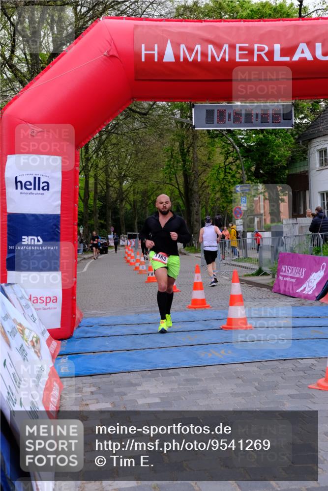 19.04.2026 - Hammer Lauf Tim E. http://msf.ph/oto/9541269 19.04.2026 11:57:53 Ziel 154, 990, 1163 meine-sportfotos.de