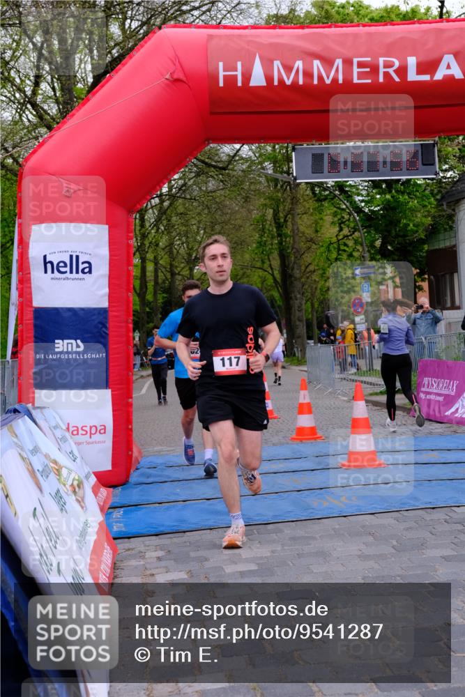 19.04.2026 - Hammer Lauf Tim E. http://msf.ph/oto/9541287 19.04.2026 11:58:04 Ziel 117, 193, 624, 637, 987, 1096 meine-sportfotos.de