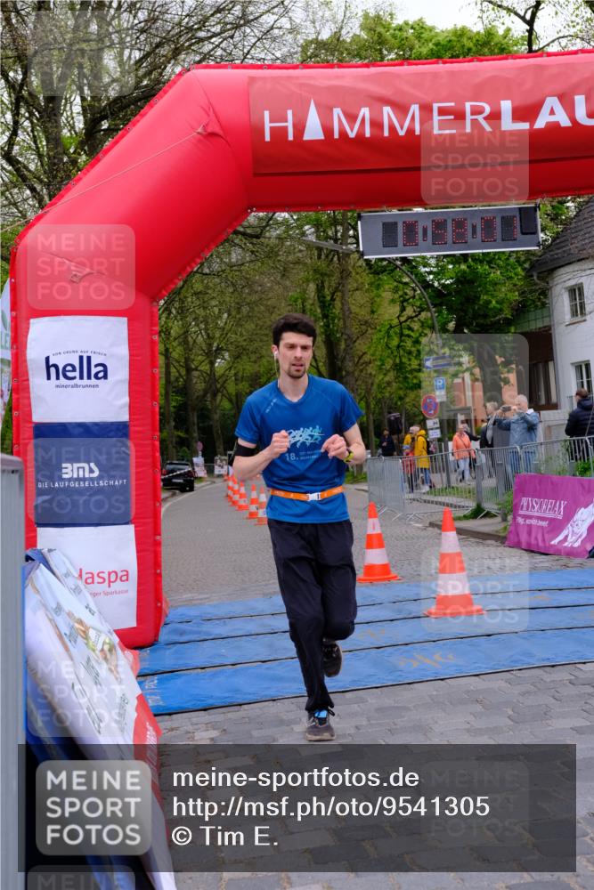 19.04.2026 - Hammer Lauf Tim E. http://msf.ph/oto/9541305 19.04.2026 11:58:09 Ziel 117, 193, 624, 637 meine-sportfotos.de