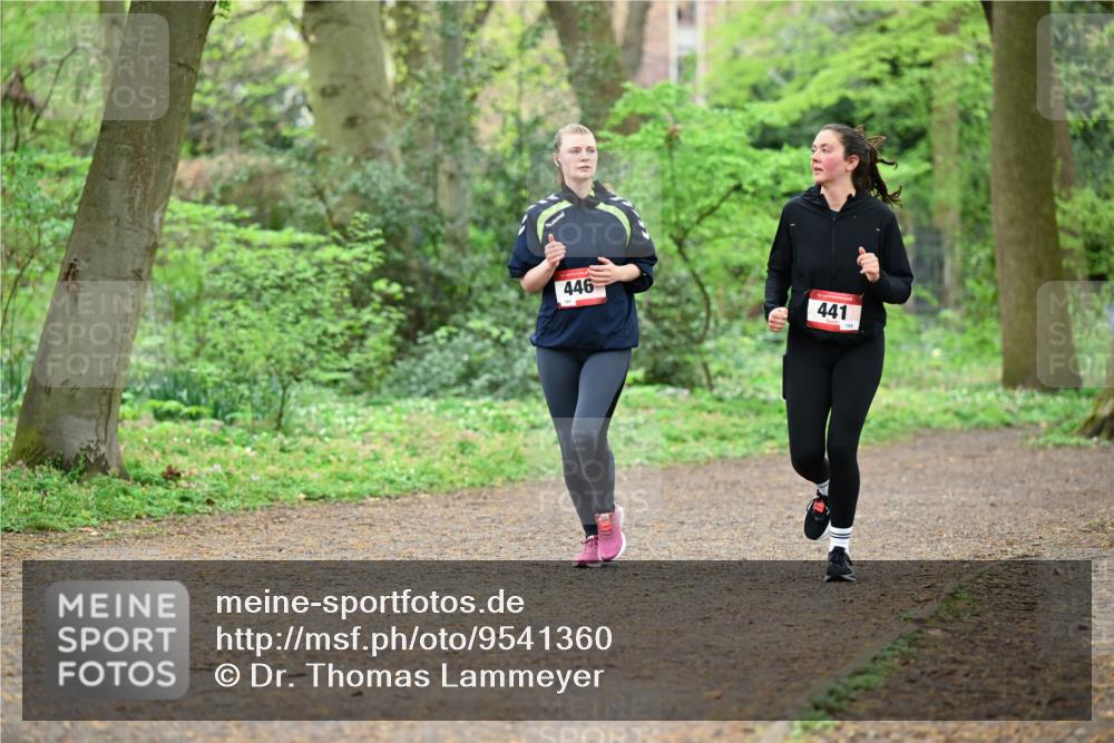 19.04.2026 - Hammer Lauf Dr. Thomas Lammeyer http://msf.ph/oto/9541360 19.04.2026 10:46:16 Laufen 446, 441 meine-sportfotos.de