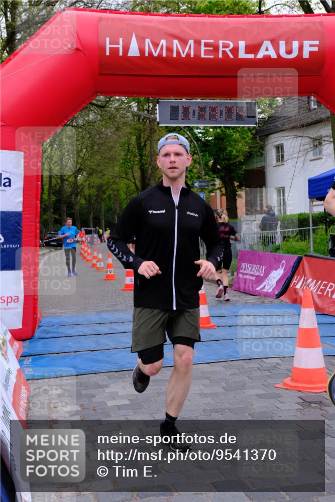 19.04.2026 - Hammer Lauf Tim E. http://msf.ph/oto/9541370 19.04.2026 11:59:12 Ziel 19, 163, 415, 516, 627 meine-sportfotos.de