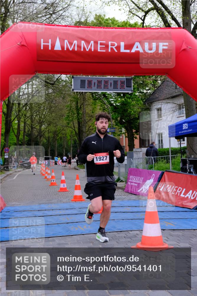 19.04.2026 - Hammer Lauf Tim E. http://msf.ph/oto/9541401 19.04.2026 11:59:23 Ziel 1927 meine-sportfotos.de