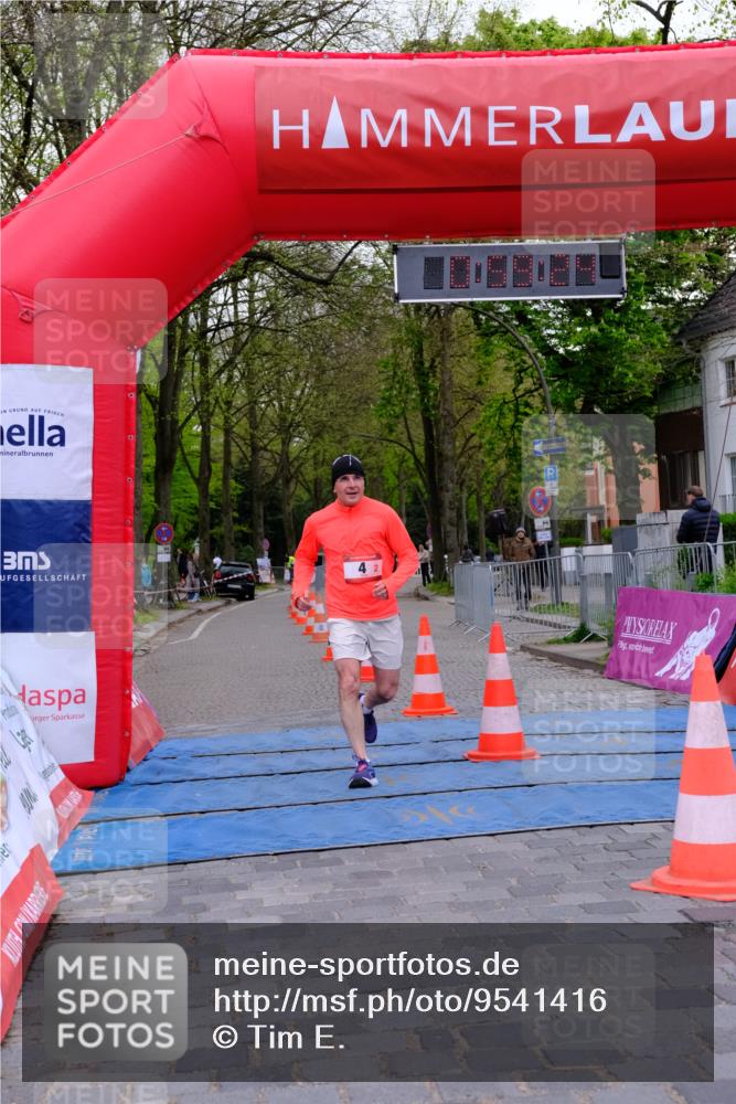 19.04.2026 - Hammer Lauf Tim E. http://msf.ph/oto/9541416 19.04.2026 11:59:32 Ziel 4, 263, 1018 meine-sportfotos.de
