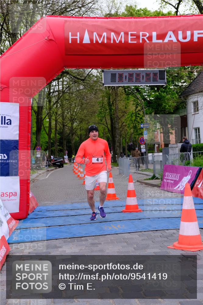 19.04.2026 - Hammer Lauf Tim E. http://msf.ph/oto/9541419 19.04.2026 11:59:32 Ziel 4, 263, 1018 meine-sportfotos.de