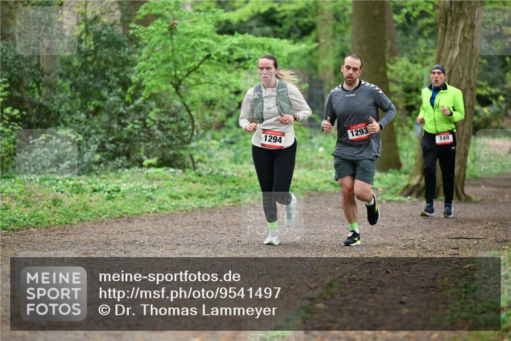 19.04.2026 - Hammer Lauf Dr. Thomas Lammeyer http://msf.ph/oto/9541497 19.04.2026 10:46:41 Laufen 1294, 1293, 149 meine-sportfotos.de